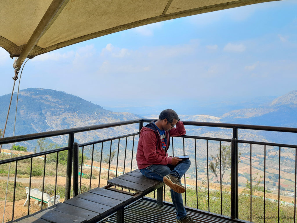 A spot to relax with good view in Nandi hills