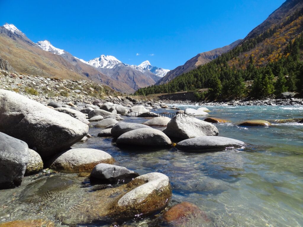 Baspa river flowing through the valley