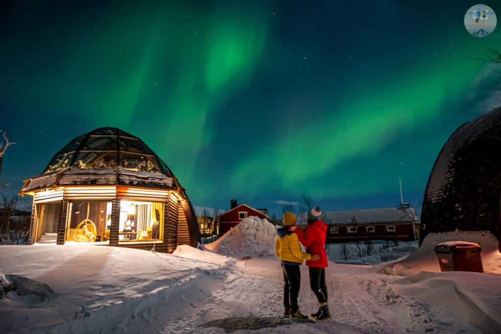 Igloo stay with aurora at Kilpisjarvi