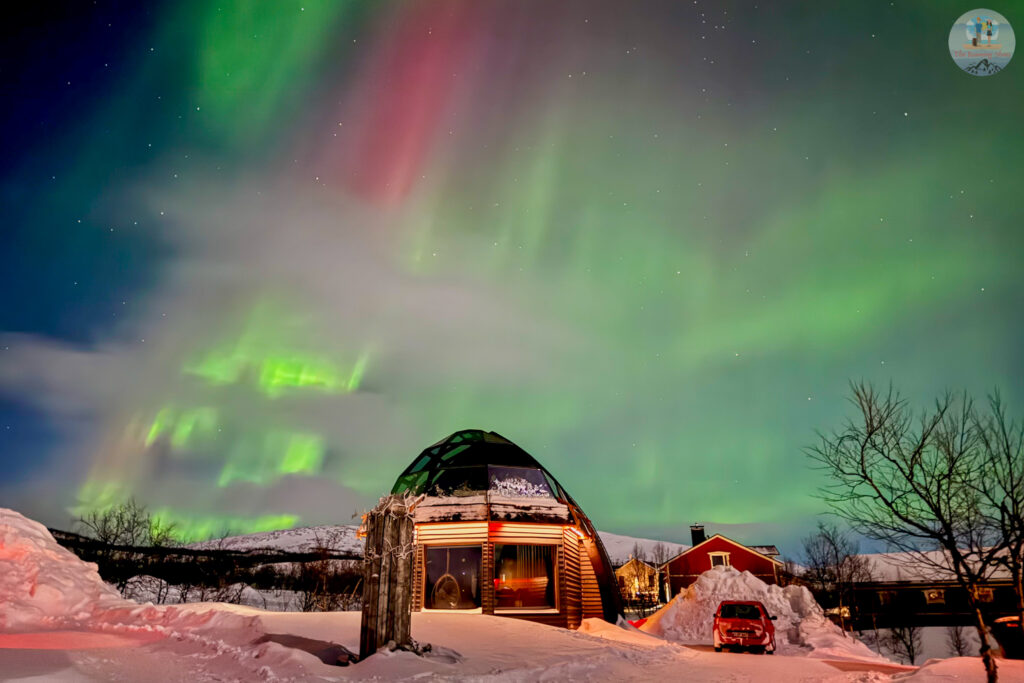 Igloo stay with Aurora in Finland