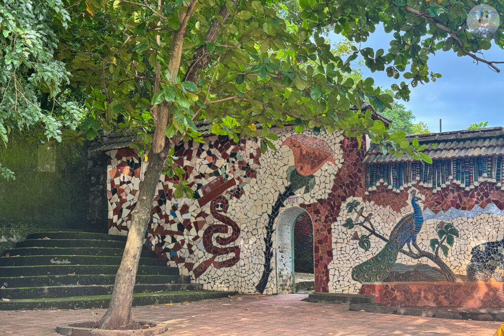 The entrance to Rock garde in Palakkad